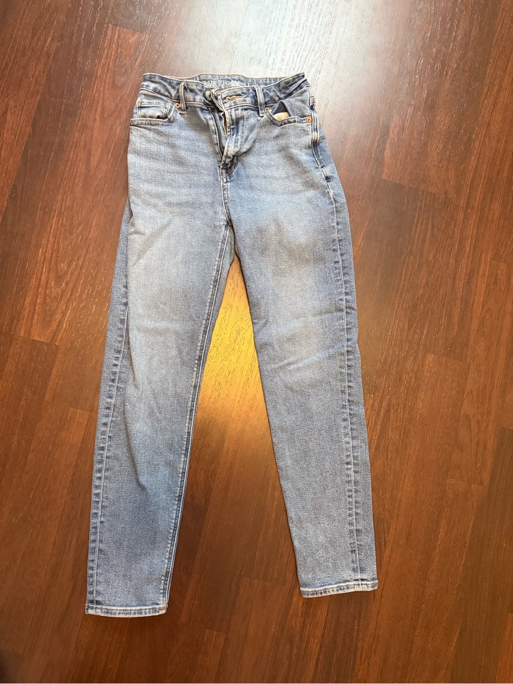 American Eagle Outfitters Stretch Mom Jeans
